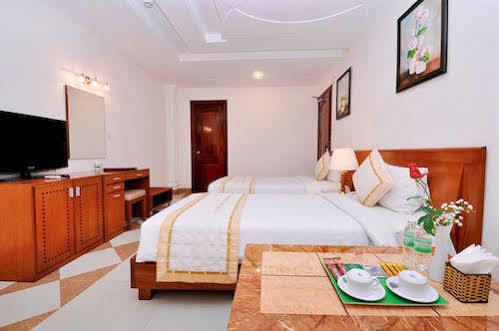 Tan Hoang Long District 5 3*